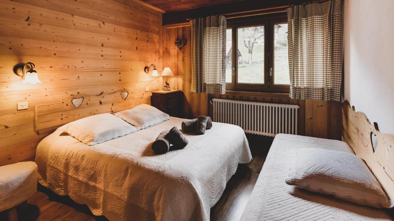 Chalet Mon Idole فلوميه المظهر الخارجي الصورة
